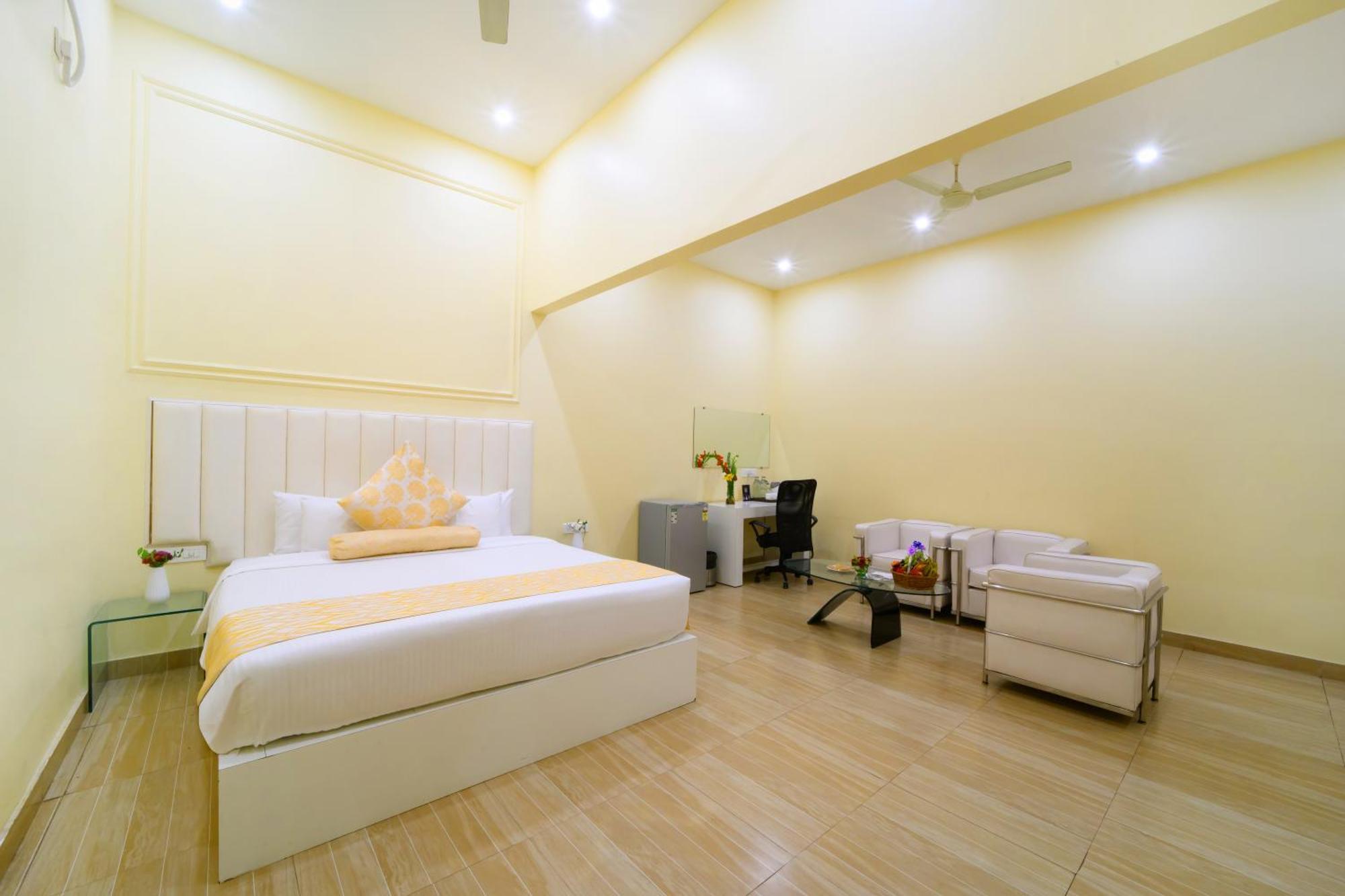 Отель Sinclairs Burdwan Экстерьер фото